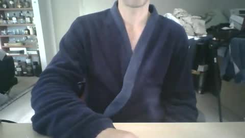 nicolafrance online show from June 10, 2026, 8:13 am