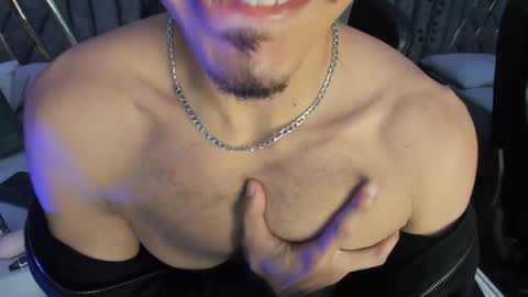 Nicolai online show from May 25, 2026, 1:44 am