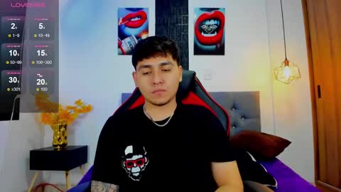 nicolas_james_sc online show from November 1, 2025, 12:51 pm