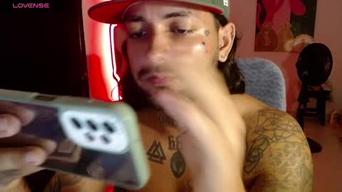 nicolas online show from January 12, 2025, 7:11 am