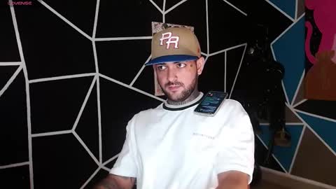 nicolas online show from October 30, 2025, 2:24 am