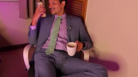 Snapshot of nicolasrodrii chatting on February 10, 2026, 12:37 am nicolasrodrii online show from February 10, 2026, 12:37 am