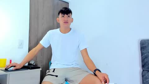 Snapshot of nicolastorres__ chatting on November 5, 2025, 7:30 am nicolastorres__ online show from November 5, 2025, 7:30 am