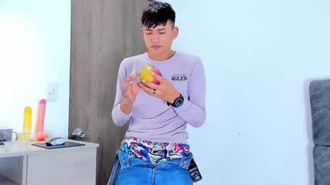 Snapshot of nicolastorres__ chatting on November 10, 2025, 7:40 am nicolastorres__ online show from November 10, 2025, 7:40 am