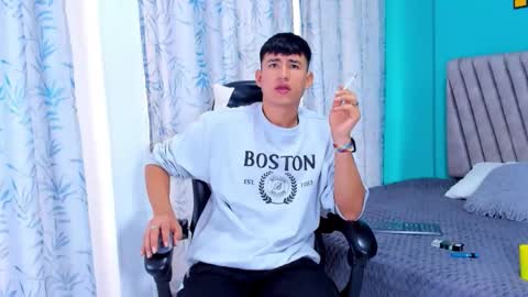 Snapshot of nicolastorres__ chatting on February 7, 2026, 8:12 pm nicolastorres__ online show from February 7, 2026, 8:12 pm