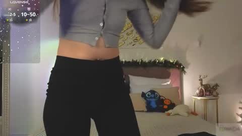 Nicole online show from January 16, 2026, 9:19 pm