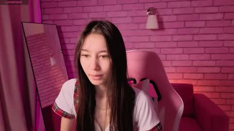 Snapshot of nicole_brownie chatting on May 11, 2026, 12:38 am Nicole online show from May 11, 2026, 12:38 am
