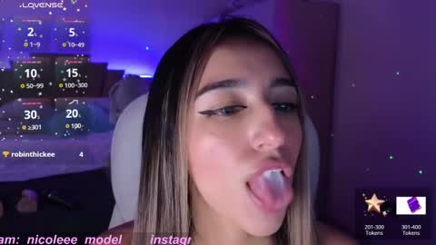 Nicole online show from February 9, 2025, 9:06 pm