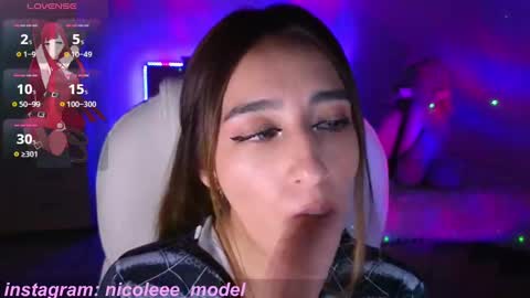 Nicole online show from October 1, 2025, 12:27 am