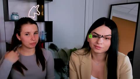 Snapshot of nicole_muah chatting on September 24, 2025, 9:23 am nicole_muah online show from September 24, 2025, 9:23 am