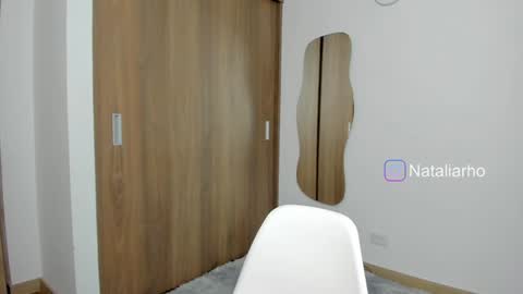 Snapshot of nicole_whitee chatting on December 20, 2024, 8:34 pm N A T A L I A online show from December 20, 2024, 8:34 pm