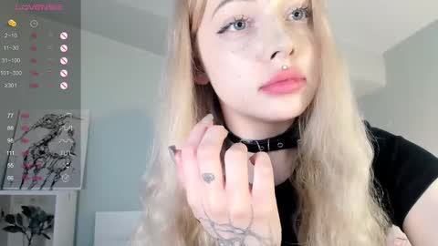 Mary online show from February 15, 2025, 10:33 am