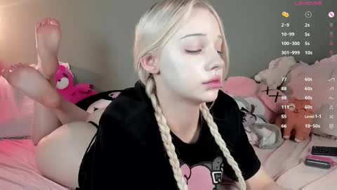 Mary online show from October 29, 2025, 1:02 pm