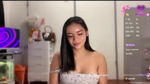 NICOLE online show from October 4, 2025, 12:58 pm