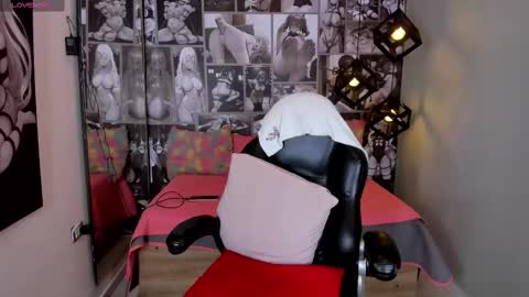 N i c o l e  online show from March 1, 2025, 3:38 pm