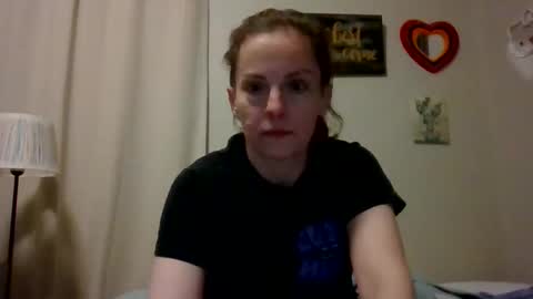 Snapshot of nicolegoodvibes00 chatting on February 16, 2026, 1:35 am Nicole online show from February 16, 2026, 1:35 am