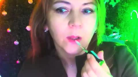 nicolehits online show from February 9, 2026, 9:02 am