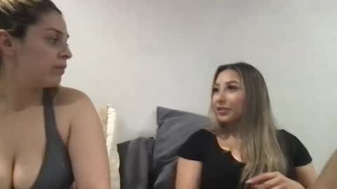 nicolelovesyou444 online show from February 7, 2025, 2:40 am