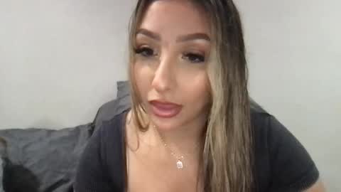 nicolelovesyou444 online show from February 16, 2025, 3:26 am