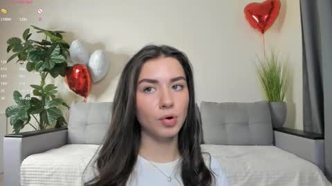 Snapshot of nicoleluuv chatting on March 9, 2025, 4:11 pm Dua Lipa online show from March 9, 2025, 4:11 pm