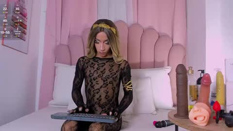 Snapshot of nicolemadrird chatting on April 15, 2026, 11:50 am nicolemadrird online show from April 15, 2026, 11:50 am