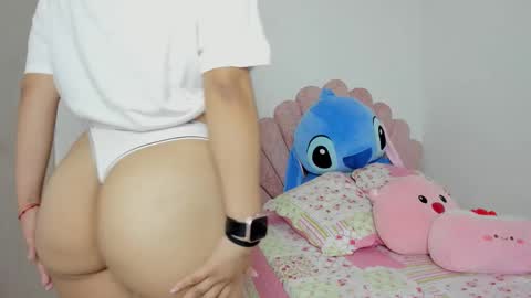 nicole santana online show from November 4, 2025, 6:51 pm