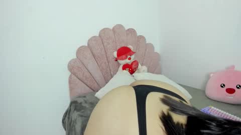 nicole santana online show from November 11, 2025, 6:41 pm