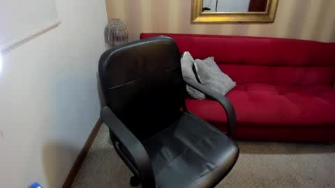 Nicolettcolin  online show from April 17, 2026, 8:45 pm