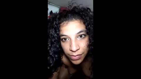 Nicoll Williams online show from April 25, 2026, 2:47 am