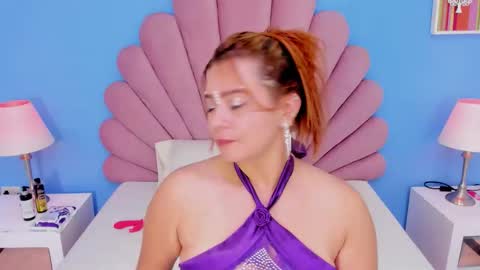 Snapshot of nicolle_boobies chatting on February 7, 2026, 4:54 pm Nicolle online show from February 7, 2026, 4:54 pm