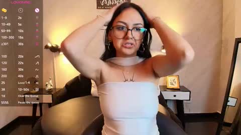 Nicoll  online show from February 26, 2026, 1:54 pm