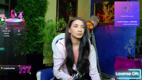 Nicolle online show from February 13, 2026, 9:05 am