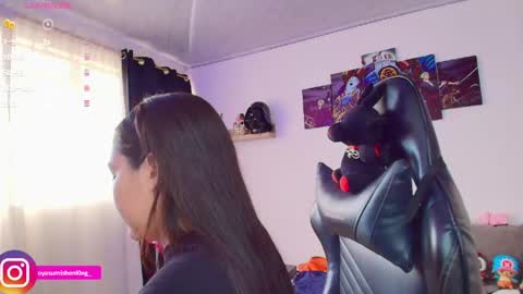 Snapshot of nicorobinn chatting on May 9, 2026, 8:25 pm Lizzie online show from May 9, 2026, 8:25 pm