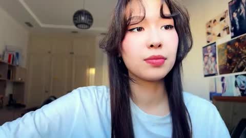 Snapshot of nievesshippey chatting on February 14, 2026, 10:01 am Hanna online show from February 14, 2026, 10:01 am