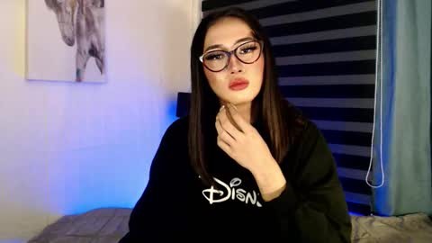 Snapshot of night_crystal1111 chatting on April 18, 2026, 7:58 pm night_crystal1111 online show from April 18, 2026, 7:58 pm