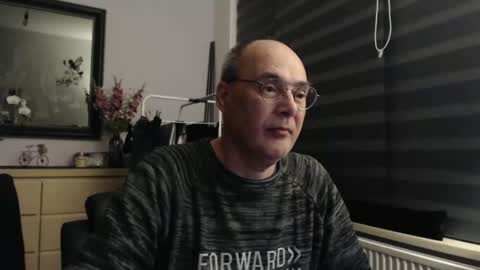 nightkeeper63 online show from April 18, 2026, 11:27 pm