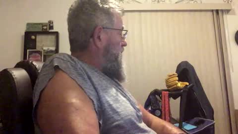 nightmoves1970 online show from November 1, 2025, 1:51 am