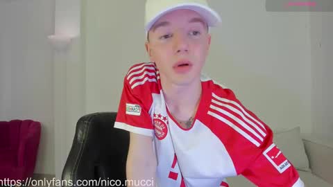 Nicolas Mucci online show from December 4, 2024, 2:04 pm