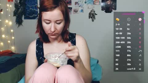 Nika online show from December 22, 2025, 1:57 am