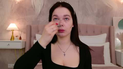 Nika online show from May 12, 2026, 2:08 am
