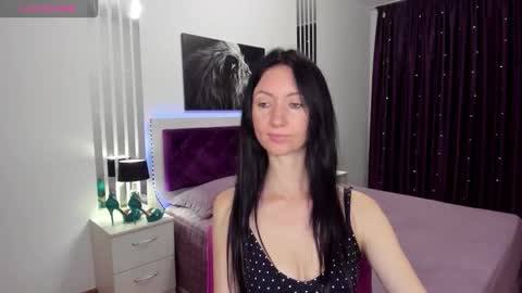 NikaLewis online show from October 7, 2025, 4:53 am