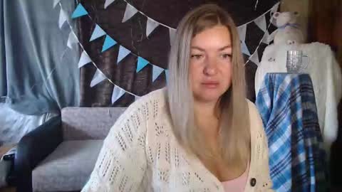 Nika online show from October 4, 2025, 4:21 am