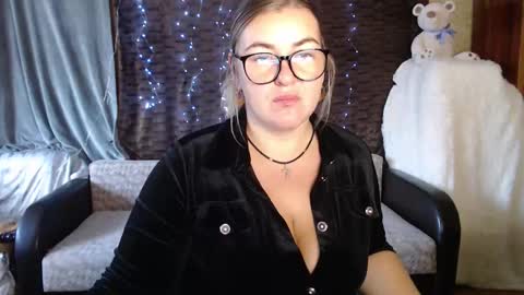 Nika online show from October 24, 2025, 4:20 am