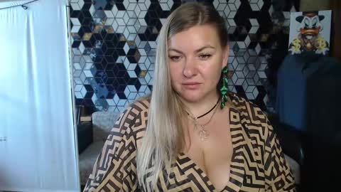 Nika online show from May 29, 2026, 5:16 am