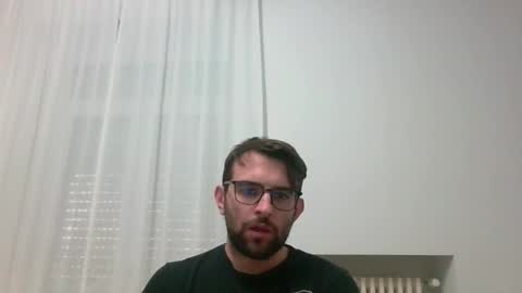 Snapshot of nikgenini chatting on April 9, 2026, 11:26 am Nik Jay online show from April 9, 2026, 11:26 am