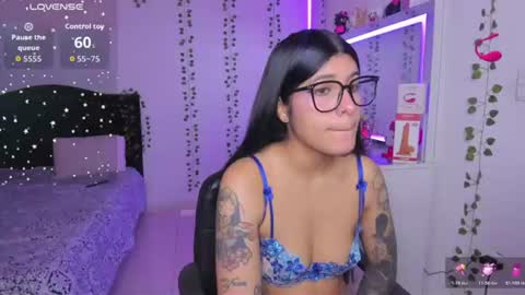 Snapshot of nikibryce_ chatting on July 18, 2026, 1:21 am Niki online show from July 18, 2026, 1:21 am