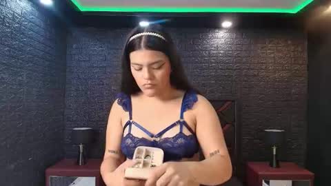 NIKI online show from May 13, 2026, 11:51 am