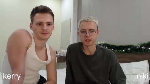 nikikerry_cum_ online show from December 17, 2025, 2:45 pm