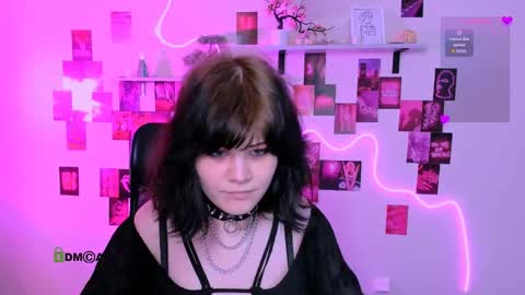 Snapshot of nikki_kiss_ chatting on April 23, 2026, 12:29 pm nikki_kiss_ online show from April 23, 2026, 12:29 pm