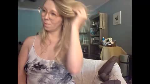 Snapshot of nikkib653466 chatting on June 5, 2026, 3:29 pm nikkib653466 online show from June 5, 2026, 3:29 pm